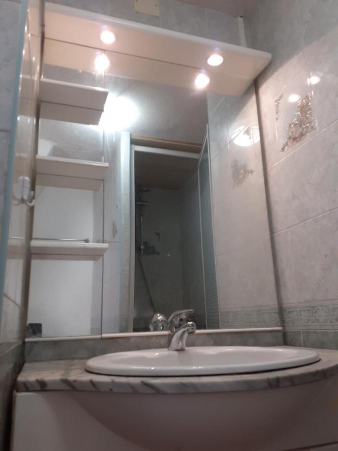 Appartement T1 Йер Экстерьер фото